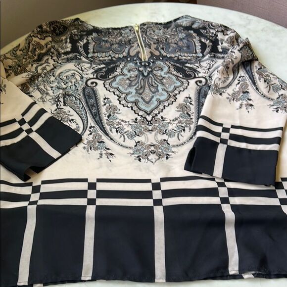 Adrianna Papell Black and Cream paisley Boxy Blouse XS - Picture 5 of 6